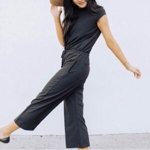 Albion Going Places Black Cap Sleeve Wide Leg Crop Jumpsuit size S